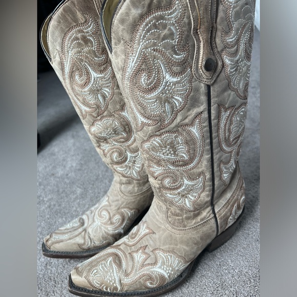 Corral Western Wedding Boots - Picture 2 of 6
